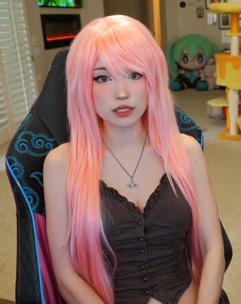 Emiru  page leaked private photo uncensored HD quality