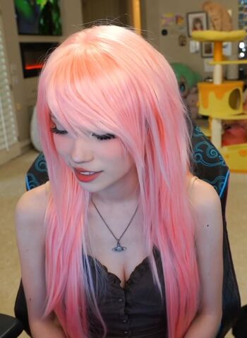 Emiru  page leaked private photo uncensored HD quality