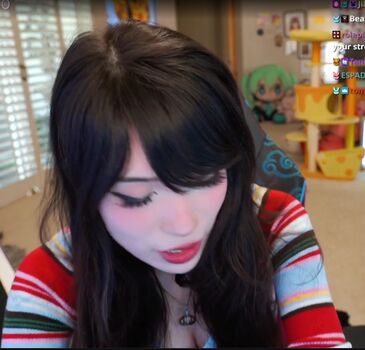 Emiru  page leaked private photo uncensored HD quality