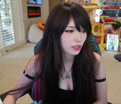 Emiru  page leaked private photo uncensored HD quality