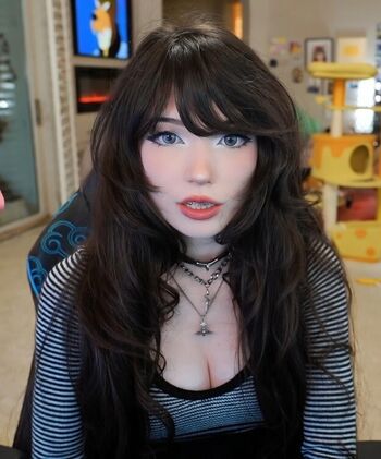 Emiru  page leaked private photo uncensored HD quality