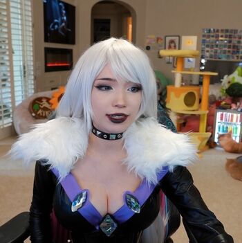 Emiru  page leaked private photo uncensored HD quality