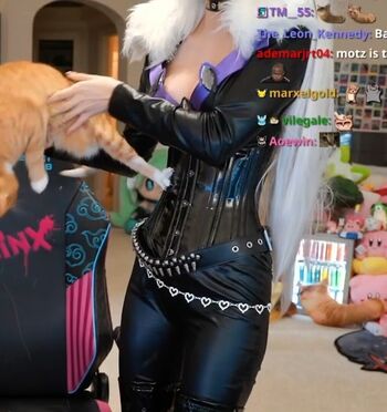 Emiru  page leaked private photo uncensored HD quality