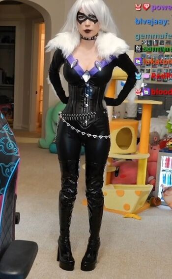 Emiru  page leaked private photo uncensored HD quality