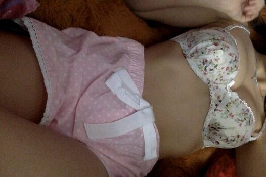 Emiru  page leaked private photo uncensored HD quality