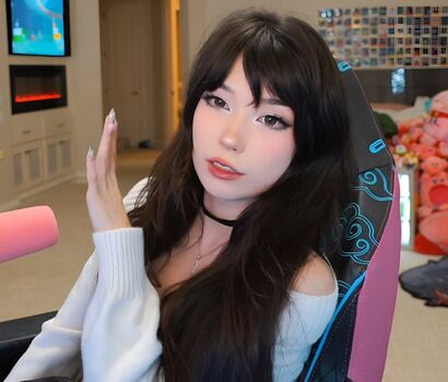 Emiru  page leaked private photo uncensored HD quality