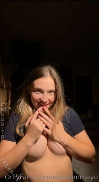 Emma may  page leaked private photo uncensored HD quality