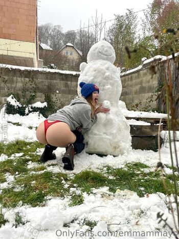 Emma may  page leaked private photo uncensored HD quality