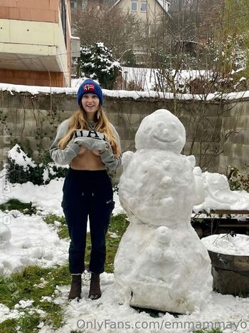 Emma may  page leaked private photo uncensored HD quality