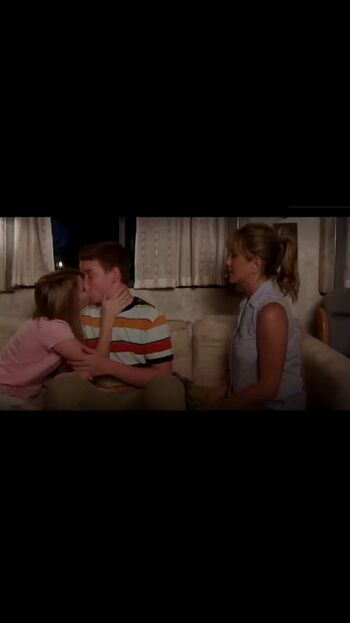 Emma roberts leaked private photo uncensored HD quality