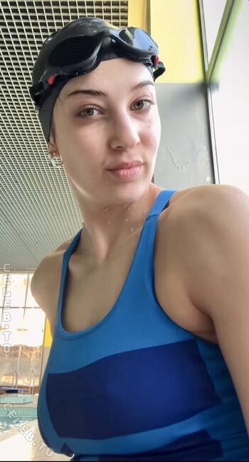 Emma scharmbeck leaked private photo uncensored HD quality