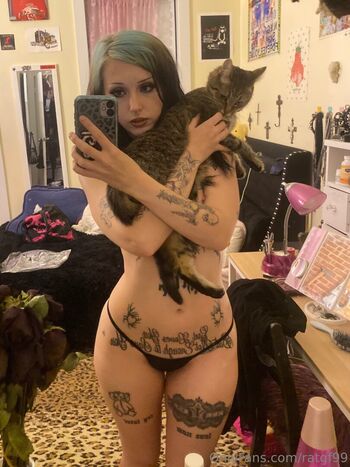 Emoemz leaked private photo uncensored HD quality