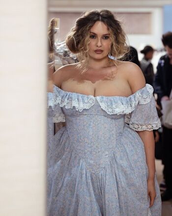 Erinmhk page leaked private photo uncensored HD quality