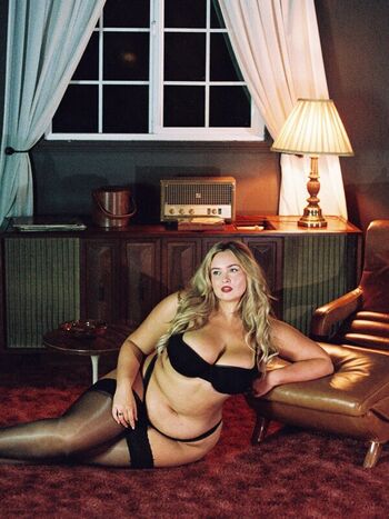 Erinmhk page leaked private photo uncensored HD quality