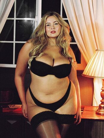 Erinmhk page leaked private photo uncensored HD quality