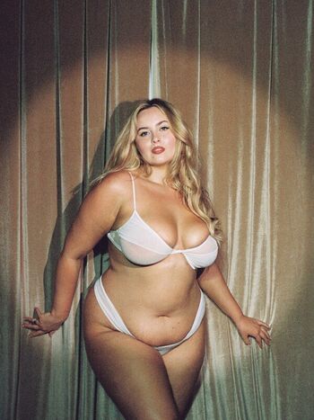 Erinmhk page leaked private photo uncensored HD quality