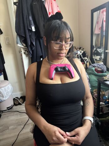 Eromahou leaked private photo uncensored HD quality