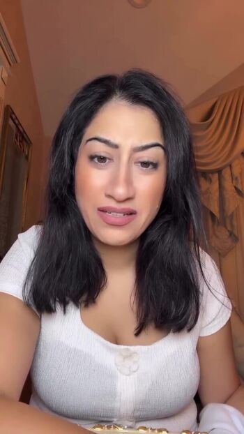 Estee palti page leaked private photo uncensored HD quality