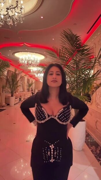 Estee palti leaked private photo uncensored HD quality