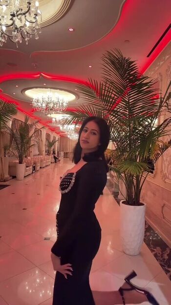 Estee palti leaked private photo uncensored HD quality