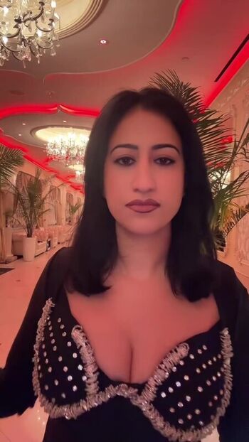 Estee palti leaked private photo uncensored HD quality