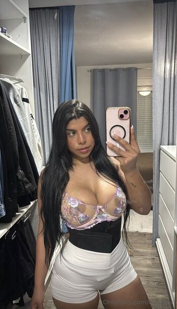Evagmc leaked private photo uncensored HD quality