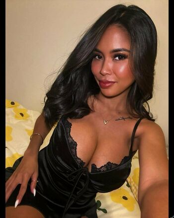 Eversunneva page leaked private photo uncensored HD quality