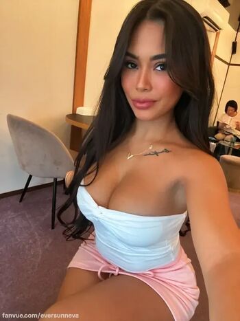 Eversunneva leaked private photo uncensored HD quality