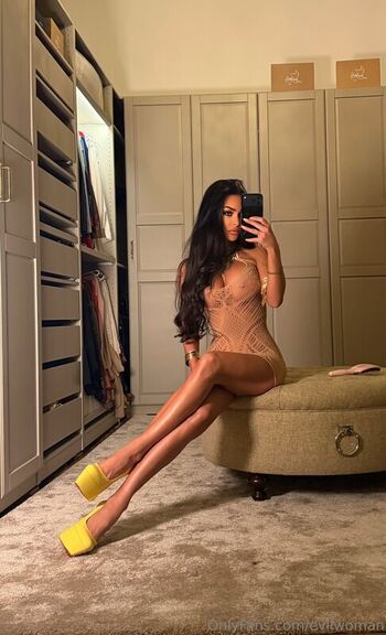 Evil woman leaked private photo uncensored HD quality