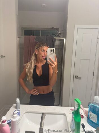 Favoritelittlesecret leaked private photo uncensored HD quality