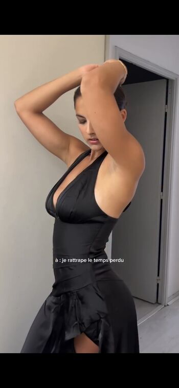 Feilegal leaked private photo uncensored HD quality
