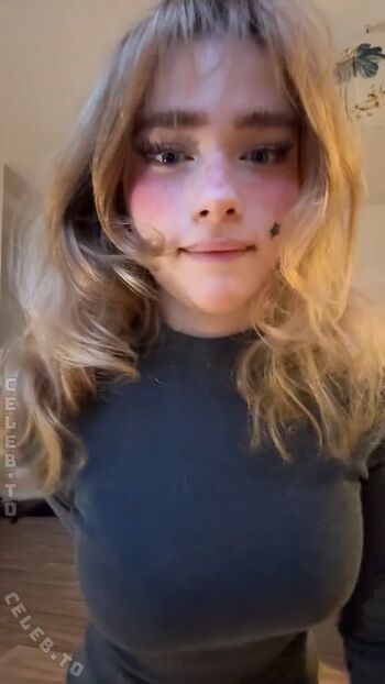 Felinenyaa leaked private photo uncensored HD quality