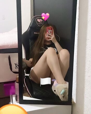 Fernandavaal page leaked private photo uncensored HD quality