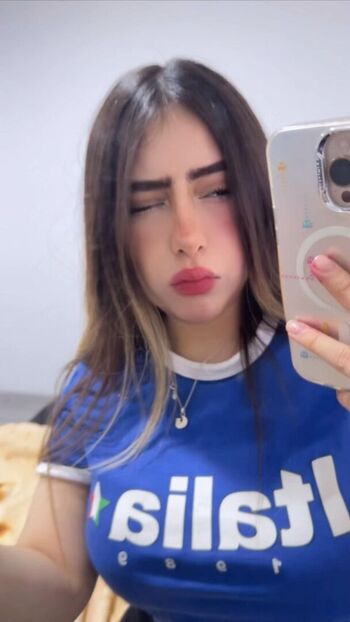 Fernandavaal page leaked private photo uncensored HD quality