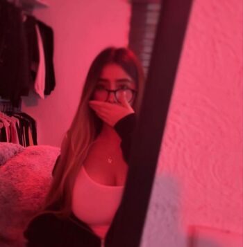 Fernandavaal page leaked private photo uncensored HD quality