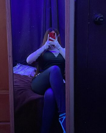 Fernandavaal page leaked private photo uncensored HD quality