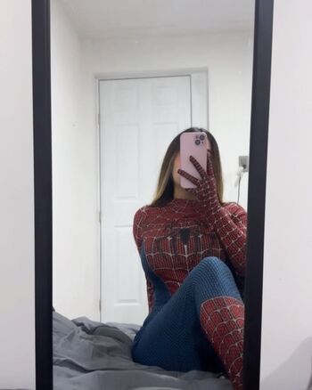 Fernandavaal page leaked private photo uncensored HD quality