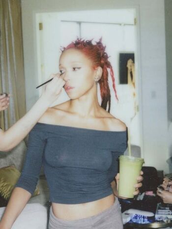 Fka twigs page leaked private photo uncensored HD quality
