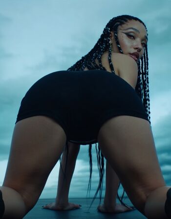 Fka twigs leaked private photo uncensored HD quality