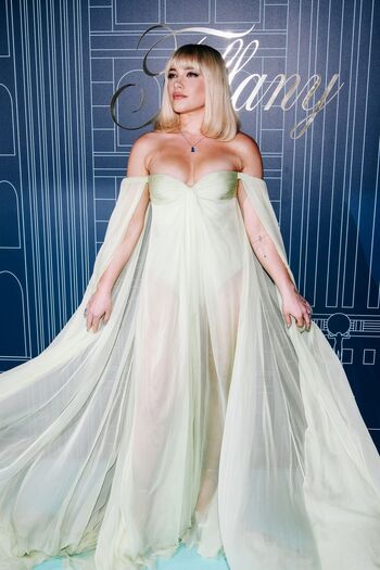 Florence pugh leaked private photo uncensored HD quality