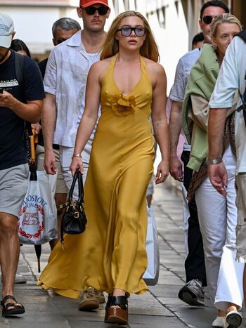 Florence pugh  page leaked private photo uncensored HD quality