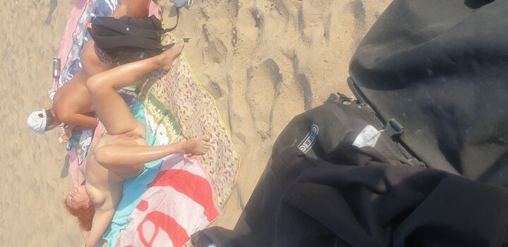 Friends on the beach leaked private photo uncensored HD quality