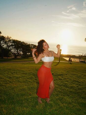 Gabriella saraivah leaked private photo uncensored HD quality