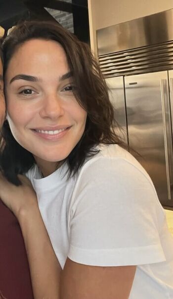 Gal gadot leaked private photo uncensored HD quality