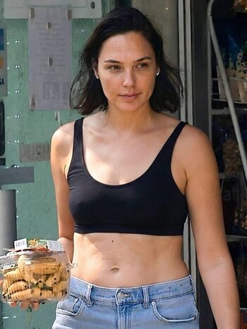 Gal gadot leaked private photo uncensored HD quality