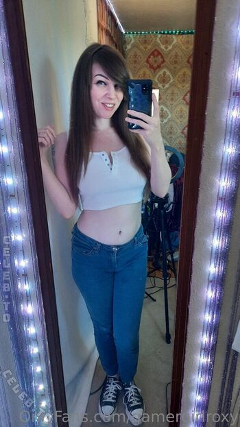 Gamergirlroxy page leaked private photo uncensored HD quality