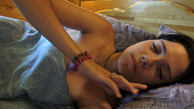 Girls huntersbeauty leaked private photo uncensored HD quality