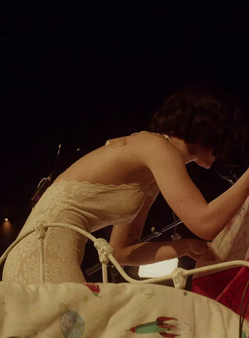 Gracie abrams leaked private photo uncensored HD quality