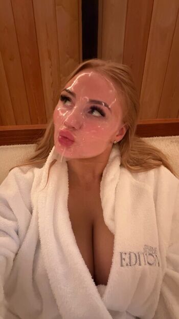 Gudrun svava page leaked private photo uncensored HD quality