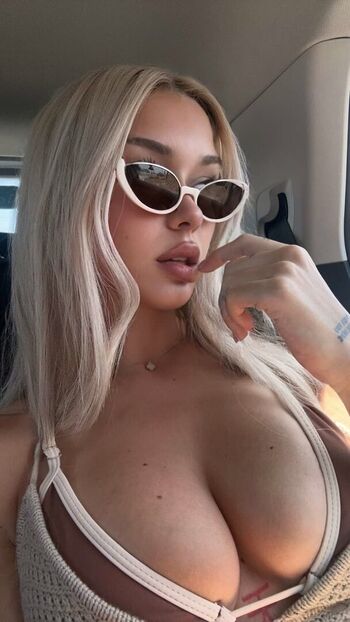 Gwendolynceline  page leaked private photo uncensored HD quality